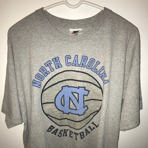 North Carolina Basketball Vintage Nike Tee